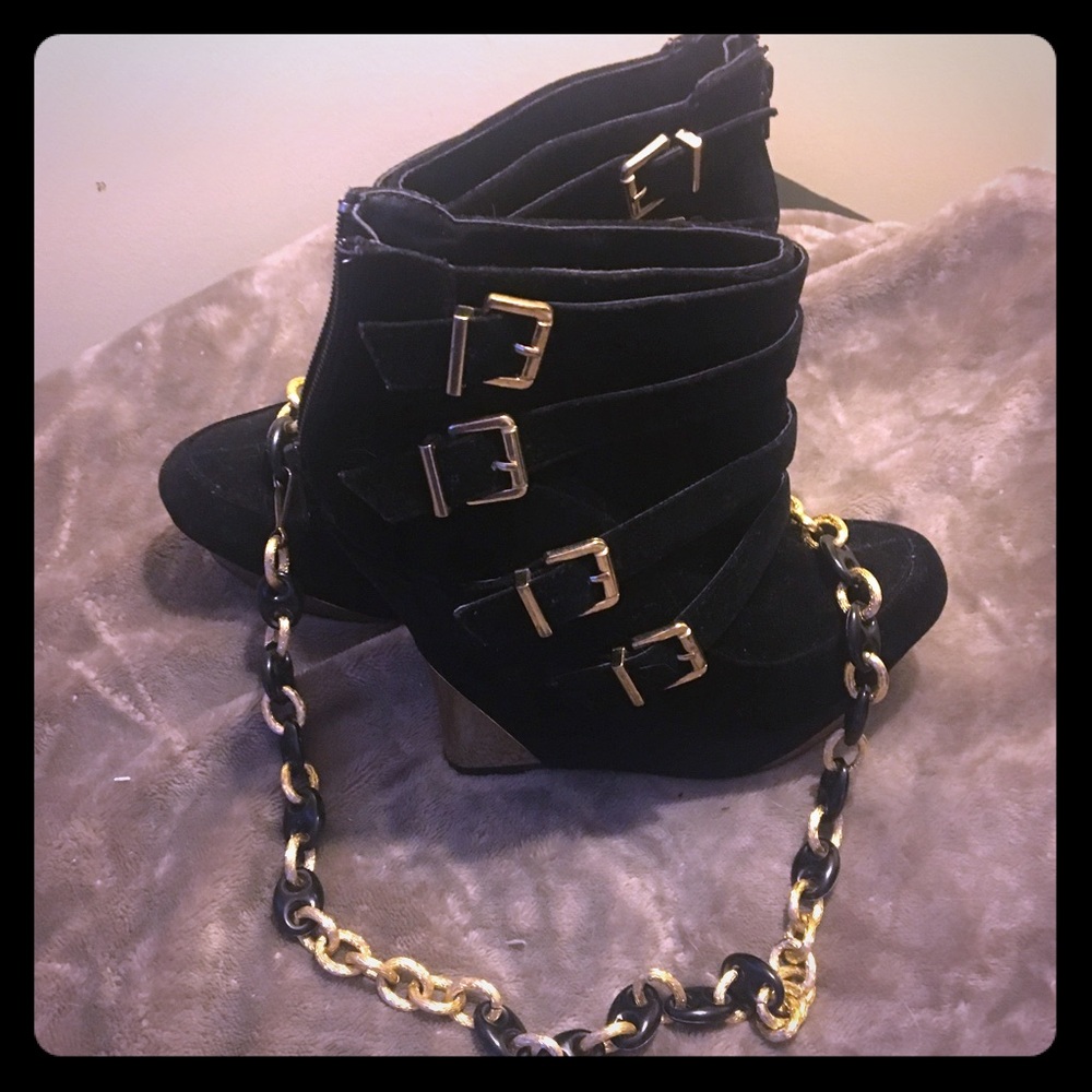 Black high wedges with gold accent